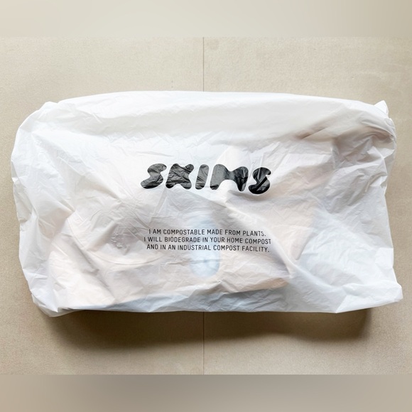 NWT Skims Deep Plunge Strapless Bra - Picture 5 of 11